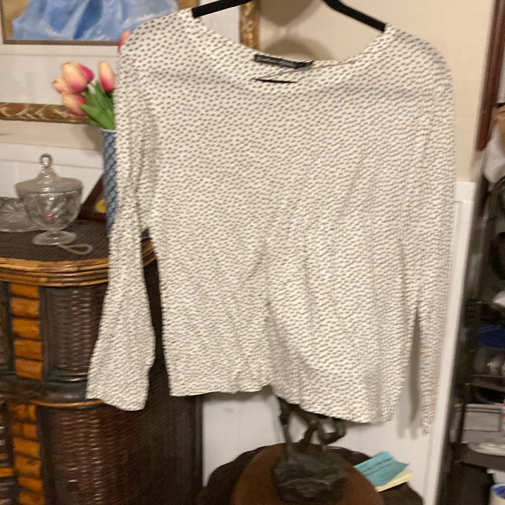 Gudrun Sjoden L white with black dots cotton shirt.